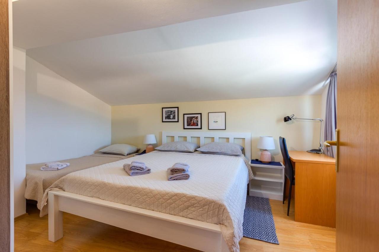 Apartments Valeria, مالي لوشينغْ المظهر الخارجي الصورة