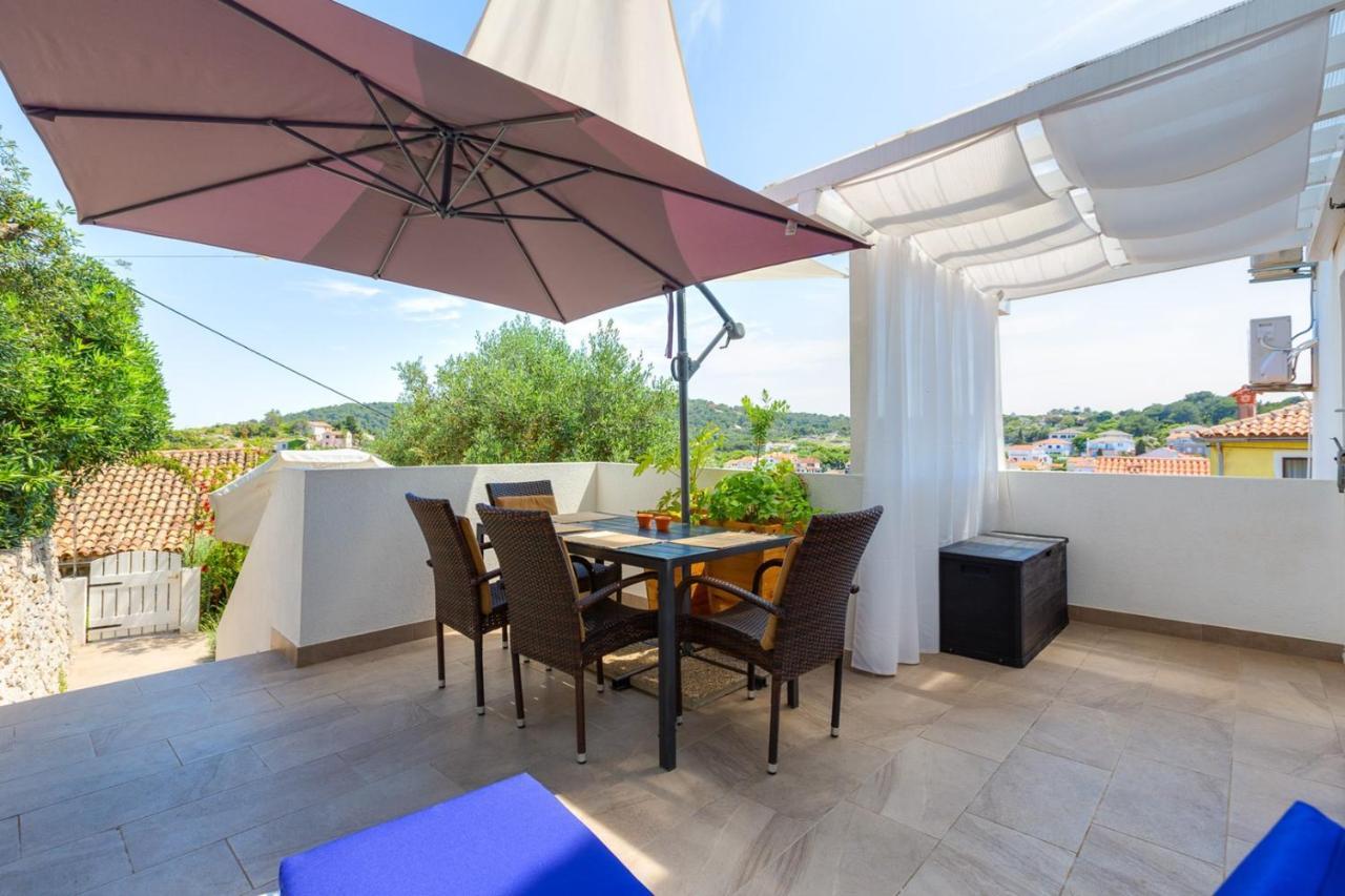 Apartments Valeria, مالي لوشينغْ المظهر الخارجي الصورة