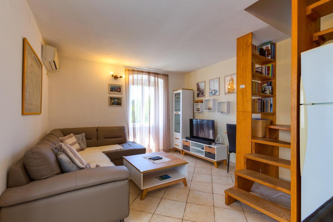 Apartments Valeria, مالي لوشينغْ المظهر الخارجي الصورة