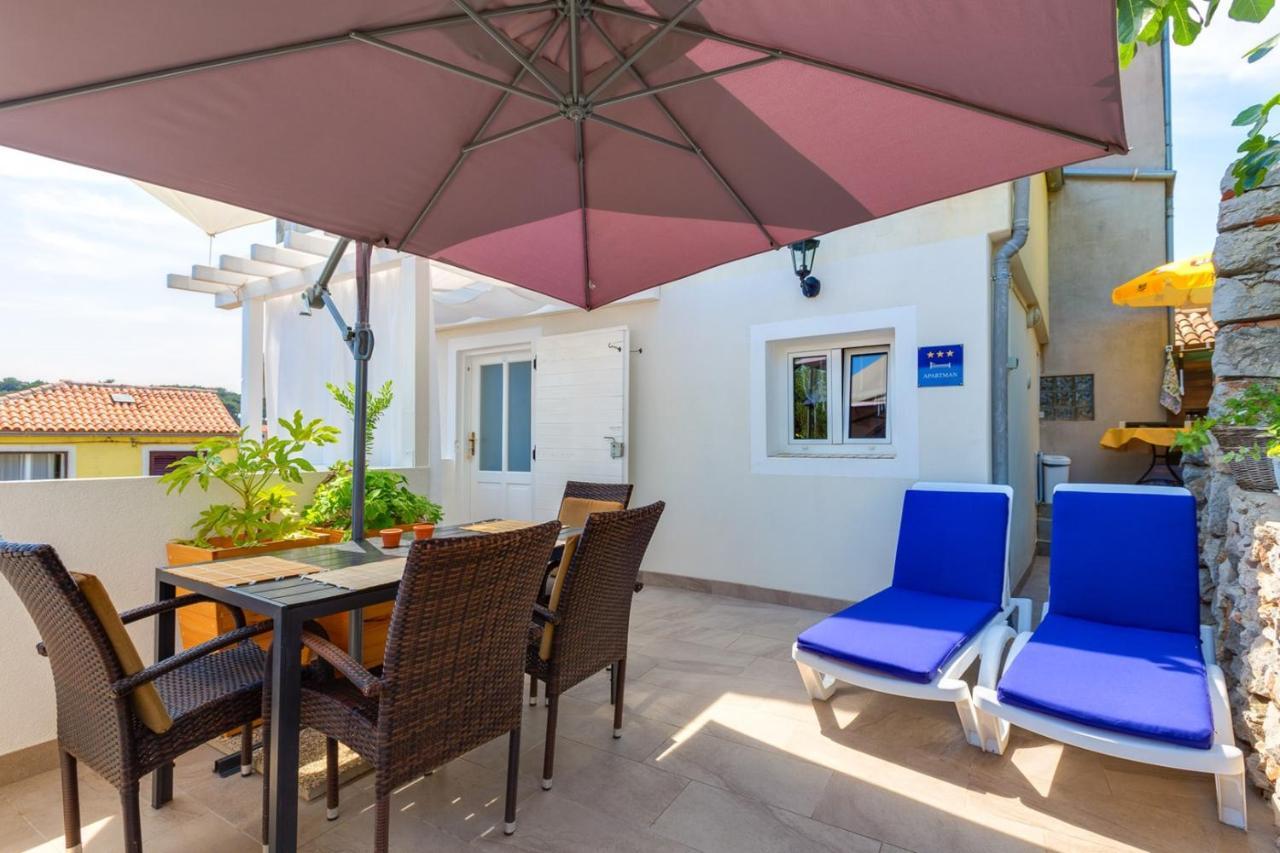 Apartments Valeria, مالي لوشينغْ المظهر الخارجي الصورة